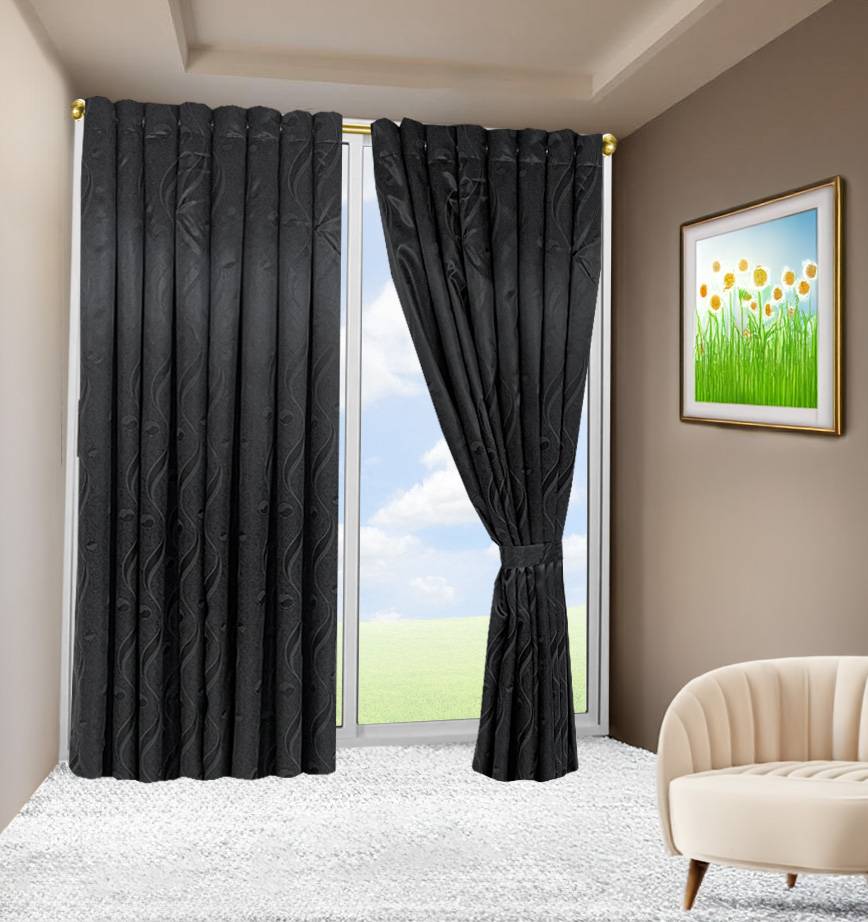 REF.1146 CORT LILY-NEGRA.jpg